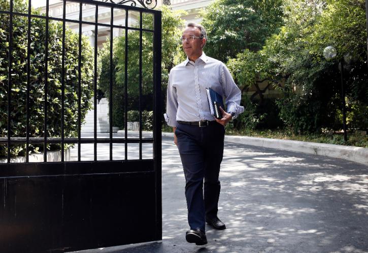 Σταϊκούρας: Ποιοι αποτελούν τη μεσαία τάξη στην Ελλάδα