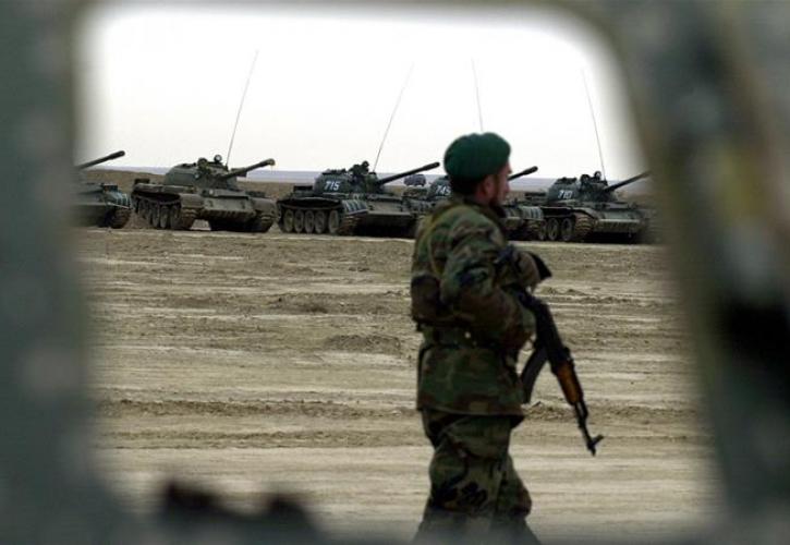 Ο διοικητής των αμερικανικών δυνάμεων στο Αφγανιστάν προειδοποιεί τους Ταλιμπάν με αεροπορικές επιδρομές