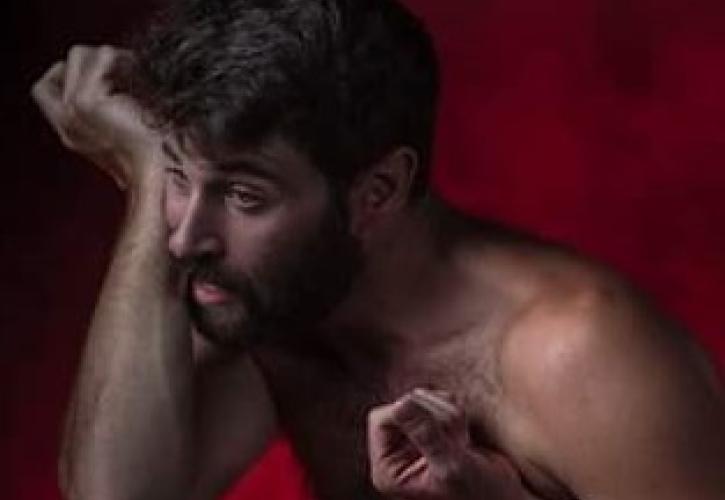 «ΕΡΥΘΡΟ»: Μια ιστορία για την κρυφή βία στο θέατρο ΠΚ