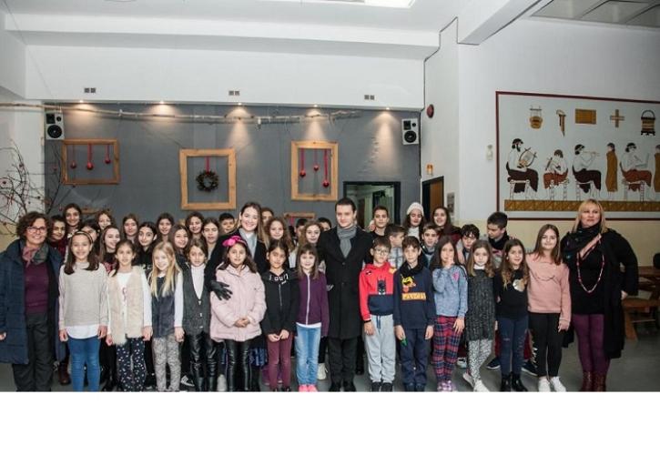 Το Πολιτιστικό Ίδρυμα Χατζηγάκη γιόρτασε με τους μαθητές του 33ου Δημοτικού Σχολείου Τρικάλων τον ερχομό των Χριστουγέννων(pics)
