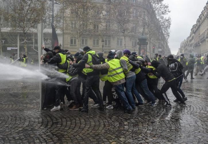 Μεγάλη κινητοποίηση της αστυνομίας για τις διαδηλώσεις των «κίτρινων γιλέκων» το Σάββατο