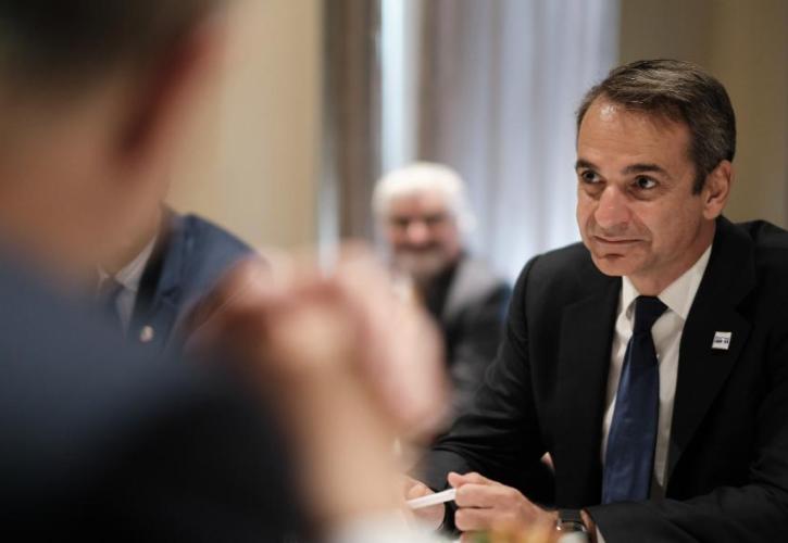Το σχέδιο Μητσοτάκη για εθνικό rebranding με το βλέμμα και στο 2021