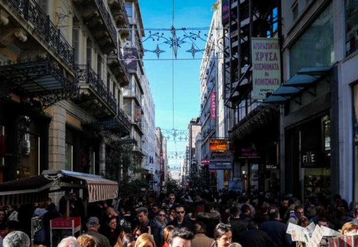 Οι Έλληνες αγοράζουν supermini και προτιμούν βενζίνη