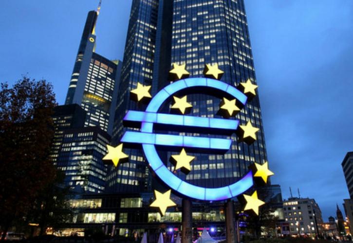 Έξοδο στις αγορές με λογικό επιτόκιο προτείνει η ΕΚΤ