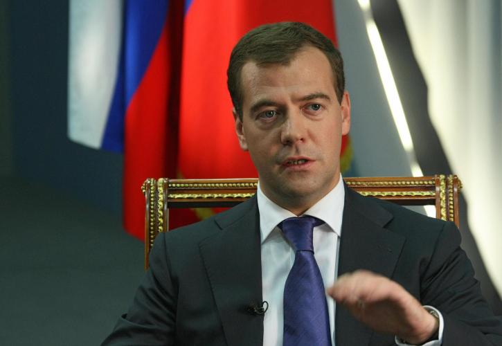 Μεντβέντεφ: Η Ρωσία πρέπει να προετοιμάζεται καθώς το ΝΑΤΟ ενισχύει τα σύνορά του