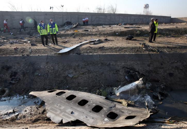 Βρέθηκαν τα δύο μαύρα κουτιά του ουκρανικού Boeing 737 στο Ιράν