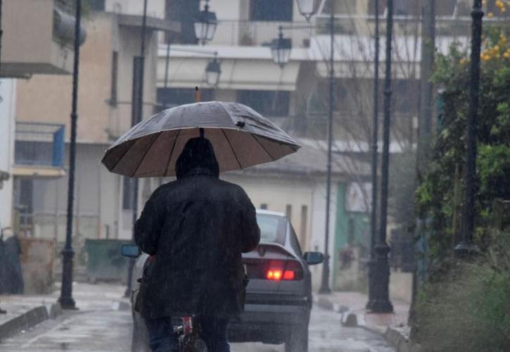 Meteo:Τοπικές βροχές την Κυριακή στα δυτικά και λίγες ασθενείς στα κεντρικά και νότια