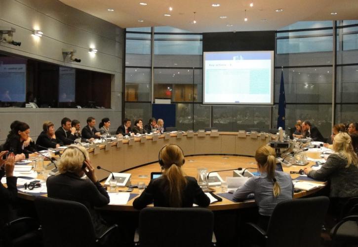 Κρίνεται στο EυroWorking Group η τύχη του κοινωνικού μερίσματος