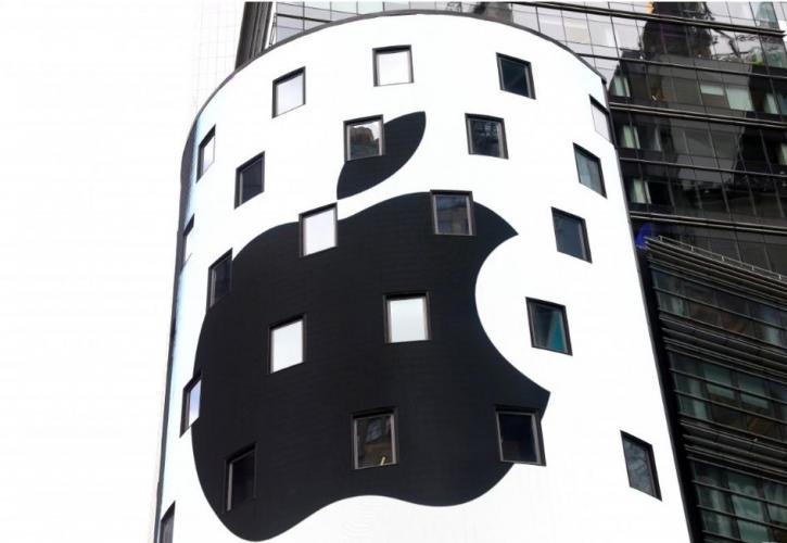 Γιατί η πτώση των πωλήσεων των iPhone δεν «τρομάζει» την Apple