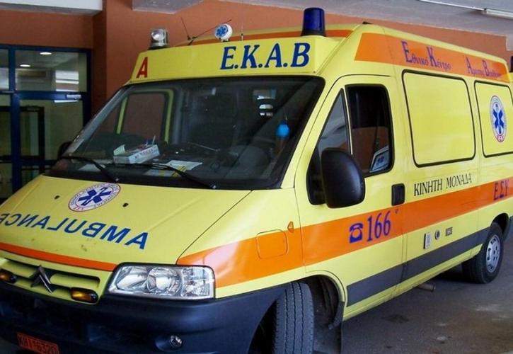 Τροχαίο δυστύχημα με δύο νεκρούς και μία τραυματία στο ύψος της Ακράτας