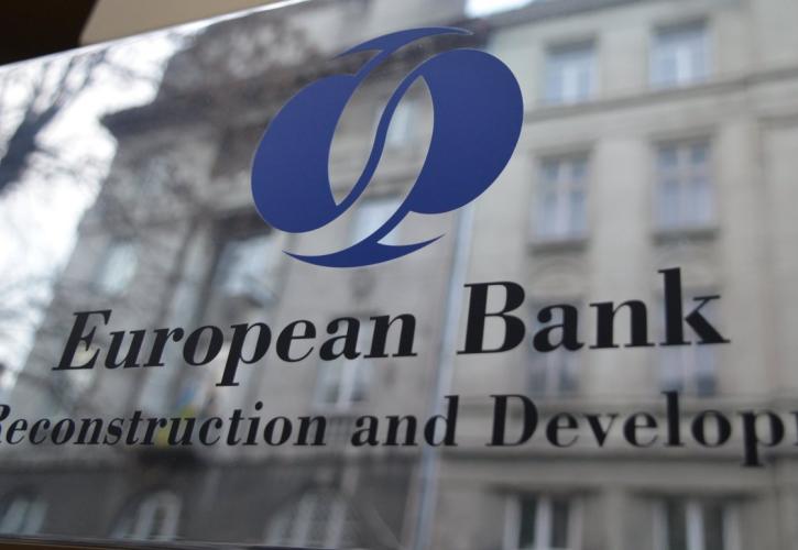 EBRD για Ελλάδα: «Βλέπει» επιτάχυνση ανάπτυξης στο 2,3% φέτος - Καλή πρόοδος στις επενδύσεις που στηρίζονται από το Ταμείο Ανάκαμψης