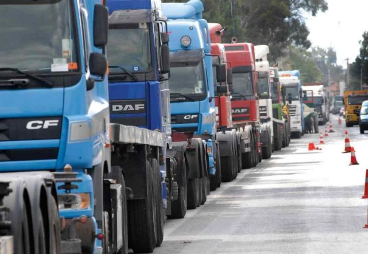 ΕΛΣΤΑΤ: Μειώθηκε το βάρος των εμπορευμάτων που διακινήθηκαν με φορτηγά στο δ' τρίμηνο του 2024