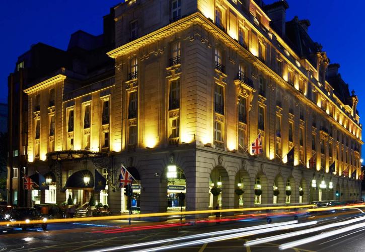 «Κομφούζιο» με την πώληση του ξενοδοχείου Ritz στο Λονδίνο