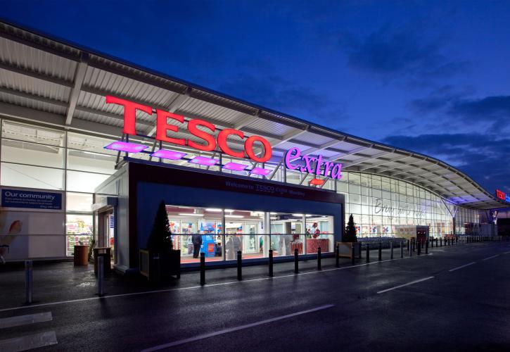 Πρόεδρος Tesco: Δεν έχουμε δει ακόμη τα χειρότερα στις αυξήσεις των τιμών των τροφίμων