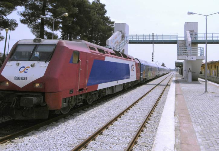 ΤΡΑΙΝΟΣΕ - Εκτροχιασμός άξονα αμαξοστοιχίας στα Καλάβρυτα