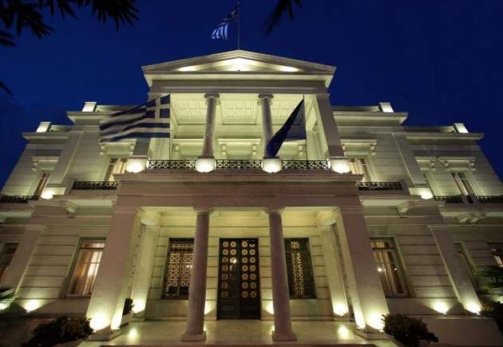 Σε νέα φάση οι σχέσεις Ελλάδας - ΗΠΑ, τονίζει το υπουργείο Εξωτερικών