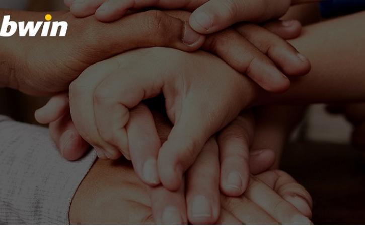 Κανείς δεν είναι μόνος απέναντι στον κορωνοϊό