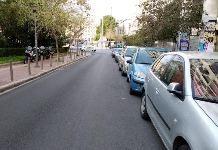 Ασφαλτοστρώσεις σε πάνω από 80 δρόμους από τον Δήμο Αθηναίων (pics + vid)