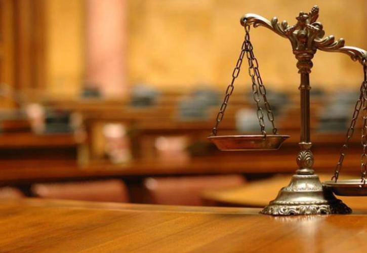 Μισθοδικείο: «Όχι» στην επαναφορά 13ου και 14ου μισθού σε δικαστές, εισαγγελείς