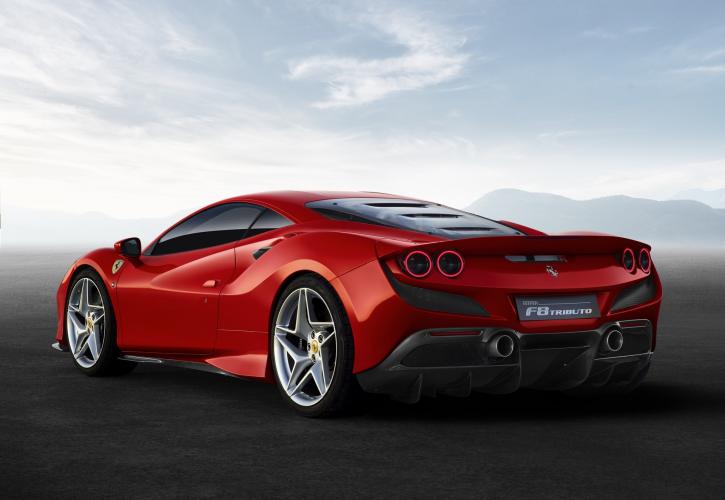 Στα ύψη οι παραγγελίες Ferrari παρά τον κορονοϊό