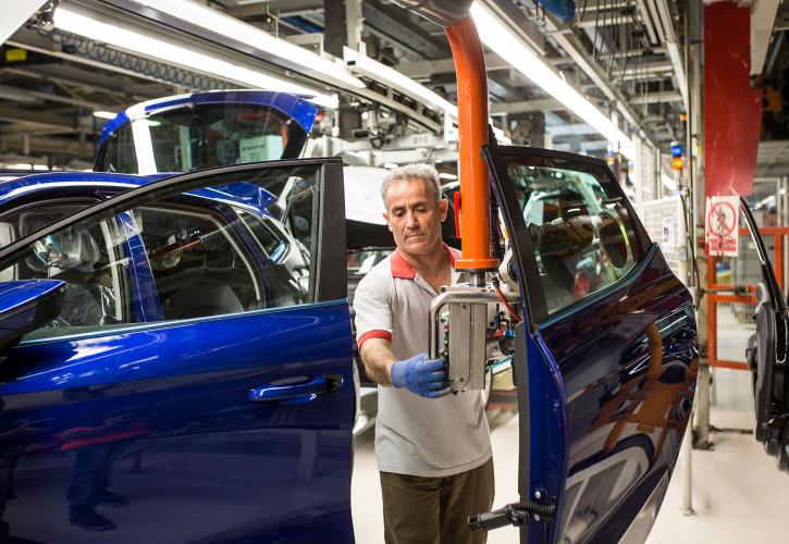 Seat: «Ξεκινά» και πάλι την παραγωγή στην Ισπανία στις 27/4