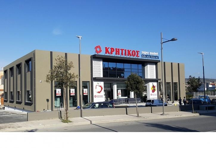 Τα supermarket Κρητικός δωρίζουν χυμούς, νερά & 10.000 μάσκες στα νοσοκομεία της Ελλάδας