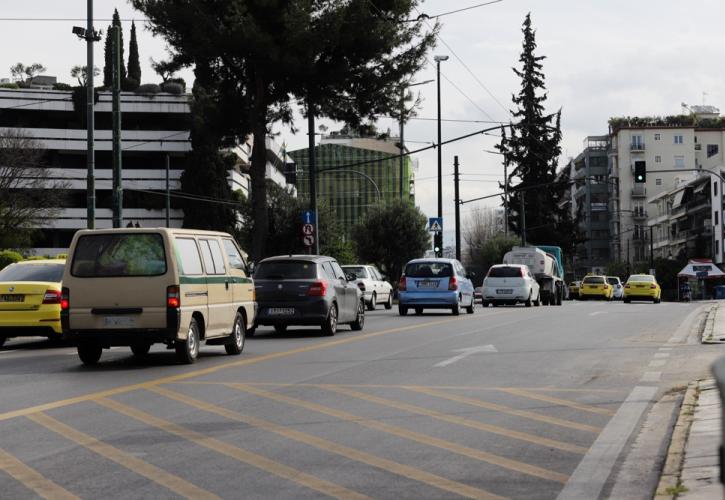 Διαθέσιμες ηλεκτρονικά η ανανέωση άδειας οδήγησης και η χορήγηση αντίγραφου άδειας κυκλοφορίας