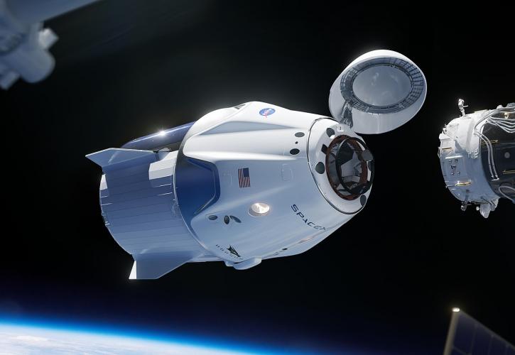 H SpaceX διακόπτει την παραγωγή της κάψουλας αστροναυτών Crew Dragon