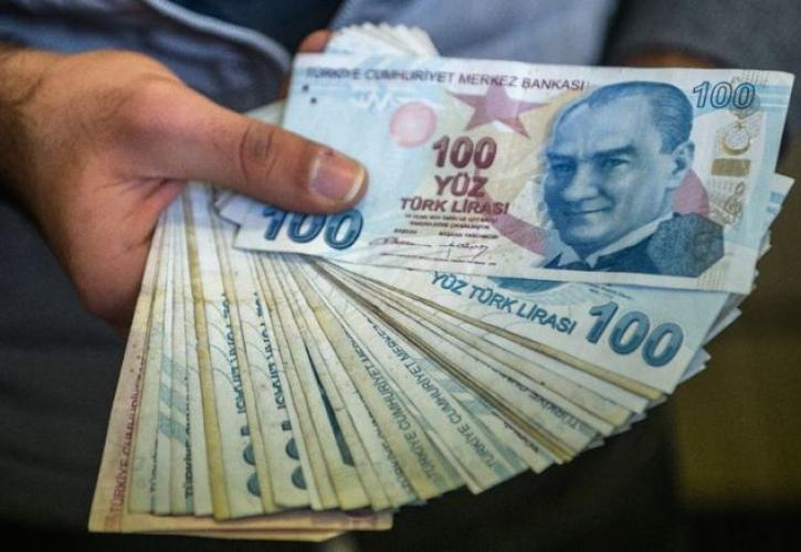 Πτώση της τουρκικής λίρας μετά την αύξηση του πληθωρισμού