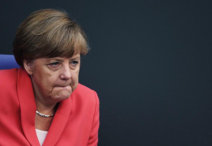 Μέρκελ: Σε δύσκολη φάση η γερμανική οικονομία - Δεν χρειάζονται μέτρα στην παρούσα φάση