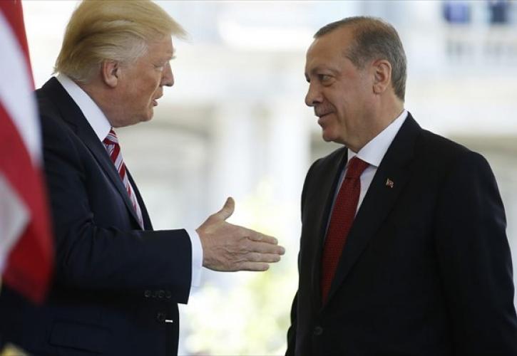 Τραμπ και Ερντογάν συζήτησαν για τη Λιβύη και τη Συρία