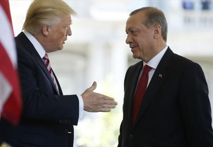 Τηλεφωνική επικοινωνία Ερντογάν -Τραμπ για τη βελτίωση της συνεργασίας των δύο χωρών