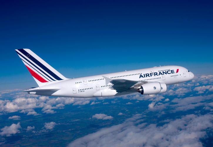 Γαλλία: Σημαντική πτώση των αεροπορικών κρατήσεων