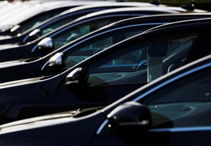 ΕΛΣΤΑΤ: Αύξηση 33% στις άδειες κυκλοφορίας αυτοκινήτων τον Οκτώβριο - 14,5% στο 10μηνο