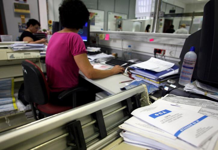 Η μάχη της Κρήτης - Η φούσκα των ρυθμίσεων - Σαράντης και Estée Lauder… μπέρδεμα
