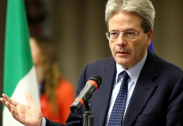 Τζεντιλόνι: Υπάρχει εμπιστοσύνη για τη βιωσιμότητα του ελληνικού χρέους