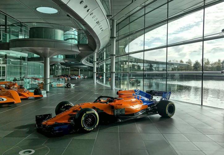 Η McLaren πουλά μερίδιο της αγωνιστικής ομάδας F1