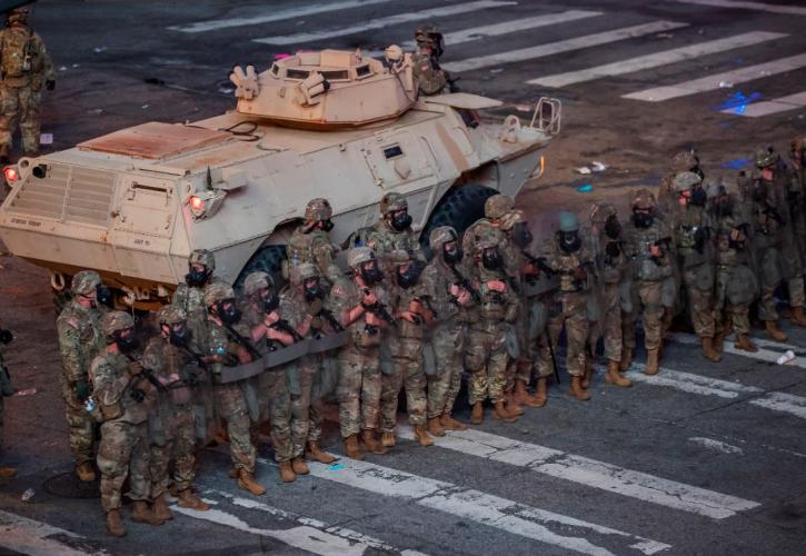 Ουάσινγκτον: 800 στρατιώτες της Εθνοφρουράς θα αναπτυχθούν στην πρωτεύουσα