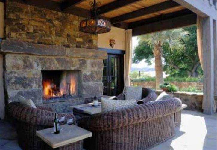 ΣΕΒ: Διπλό πλήγμα στην οικονομία από φόρους και Ειδομένη