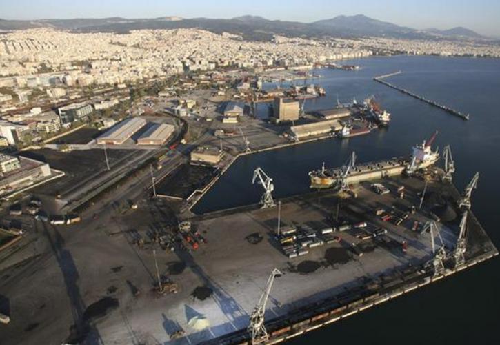 Διχάζει το «αντισταθμιστικό τέλος» για τα 10 περιφερειακά λιμάνια 