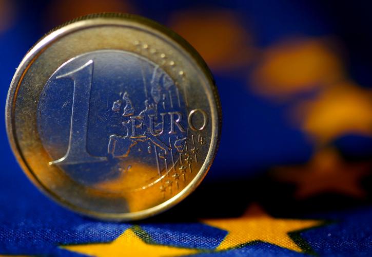 Σε υψηλά δύο ετών ωθεί το ευρώ η συμφωνία για το Ταμείο Ανάκαμψης