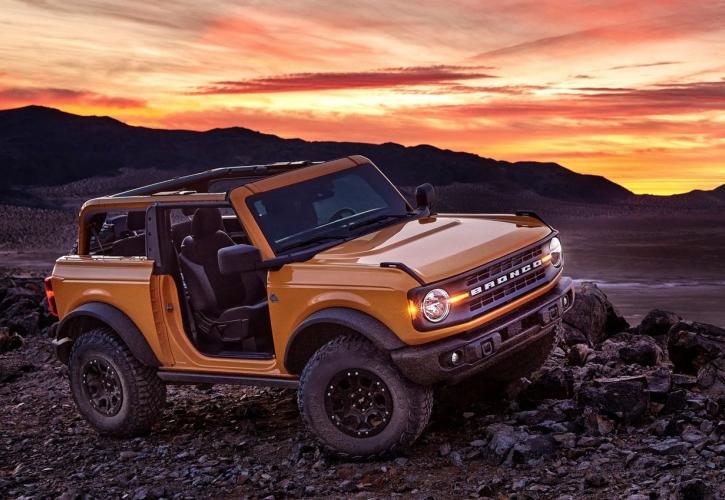 Ford Bronco: Έτοιμο να αμφισβητήσει το Jeep Wrangler (pics & vid)