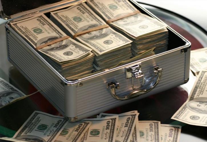 ΗΠΑ: Οι 5 δισεκατομμυριούχοι που βγήκαν κερδισμένοι από την κρίση της Covid-19 - Πλουσιότεροι κατά 355 δισ. δολάρια