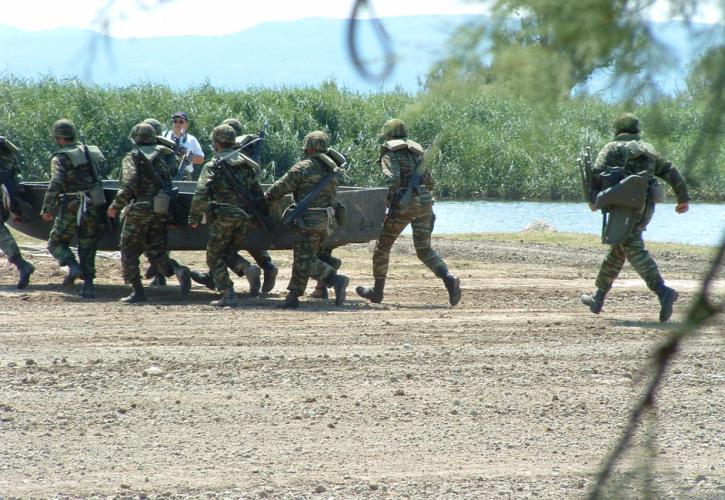 Κλοπή οπλισμού στη Λερό: Πού στρέφονται οι έρευνες Στρατού και Αντιτρομοκρατικής