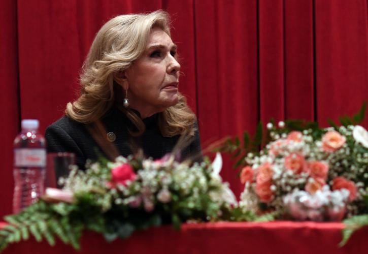 Ολοκληρώθηκε η κηδεία της Μαριάννας Βαρδινογιάννη