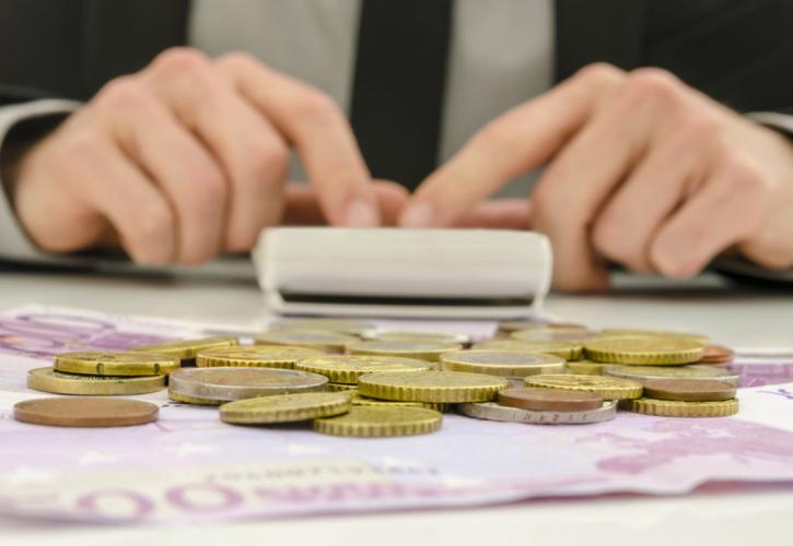 Προϋπολογισμός: Φόροι εισοδήματος, ΕΝΦΙΑ και ΦΠΑ στήριξαν τα έσοδα το τετράμηνο
