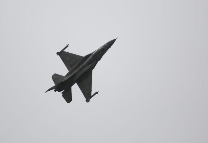 Τουρκικά F-16 πέταξαν πάνω από τους Ανθρωποφάγους και το Μακρονήσι