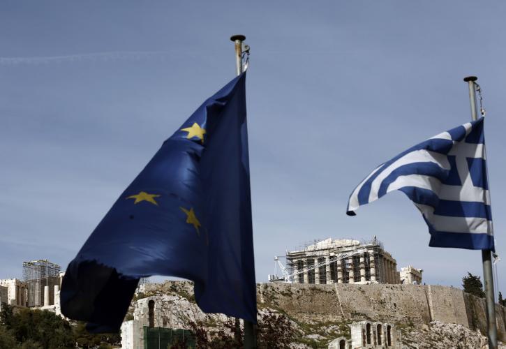 Reuters: H Ελλάδα παραμένει δέσμια των πιστωτών της