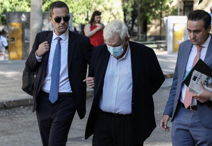 Folli Follie: Η τελευταία πράξη της ποινικής έρευνας και η προφυλάκιση Δημήτρη και Τζώρτζη Κουτσολιούτσου