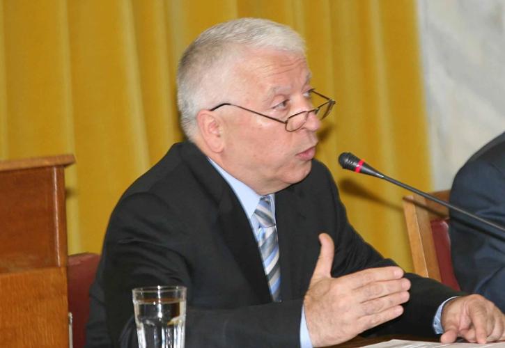 Σε καραντίνα ο περιφερειάρχης Βορείου Αιγαίου Κώστας Μουτζούρης